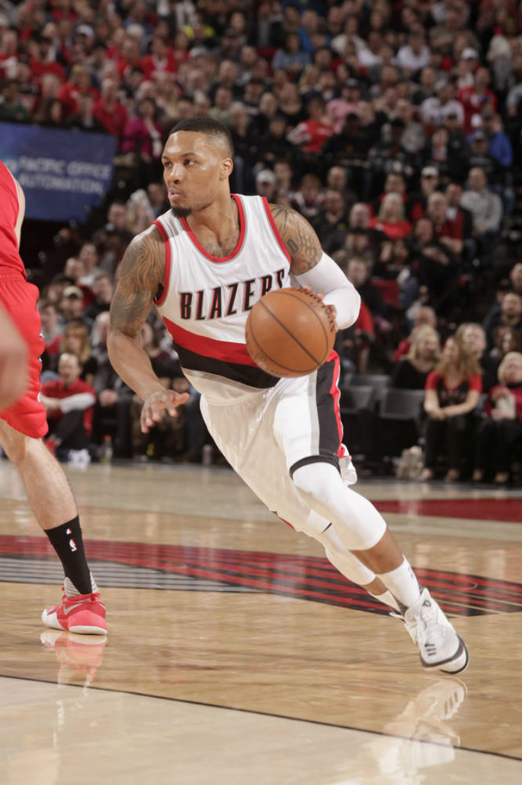 特别是在比 特别是在比